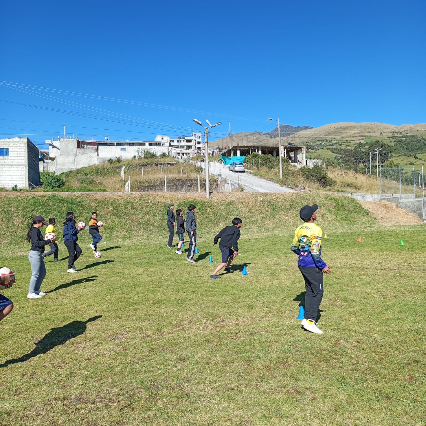 Entrenamiento con conos y agilidad