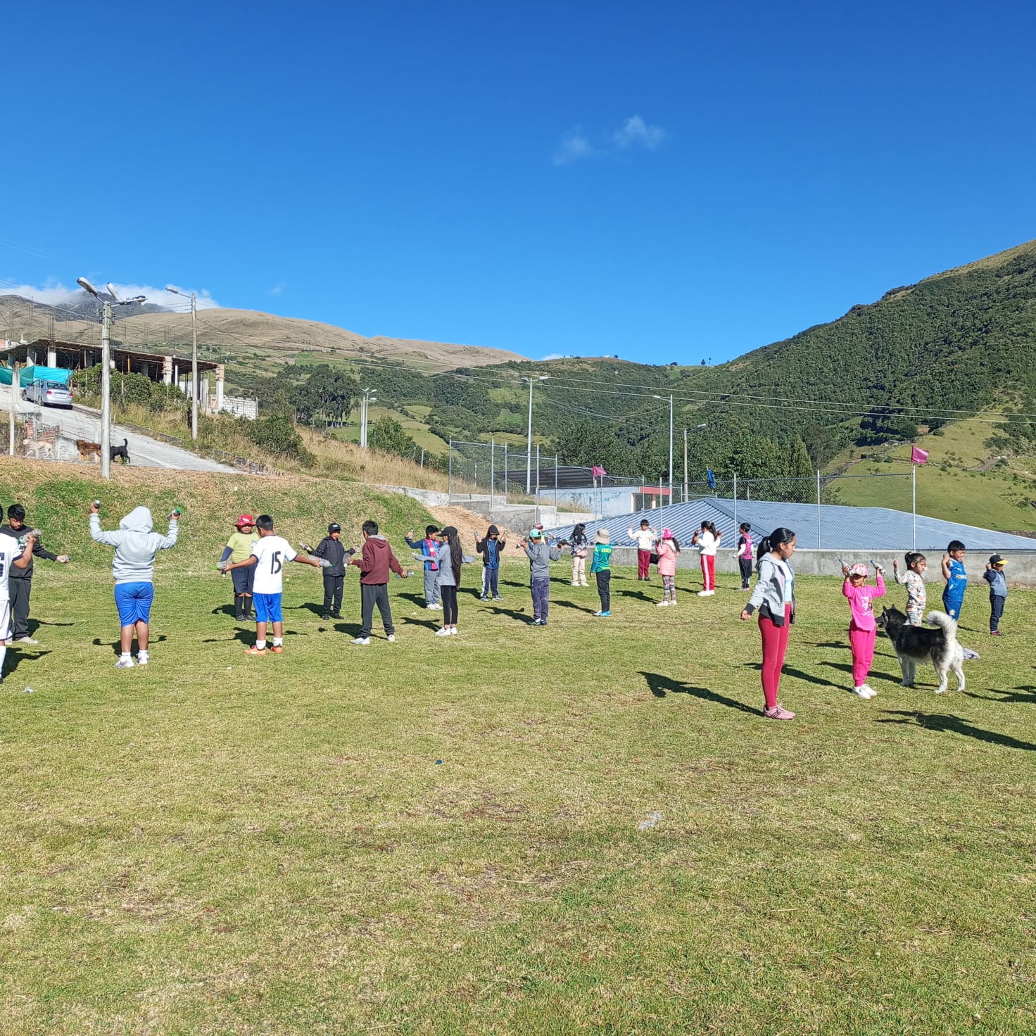 Jóvenes del programa premilitar PREC en formación